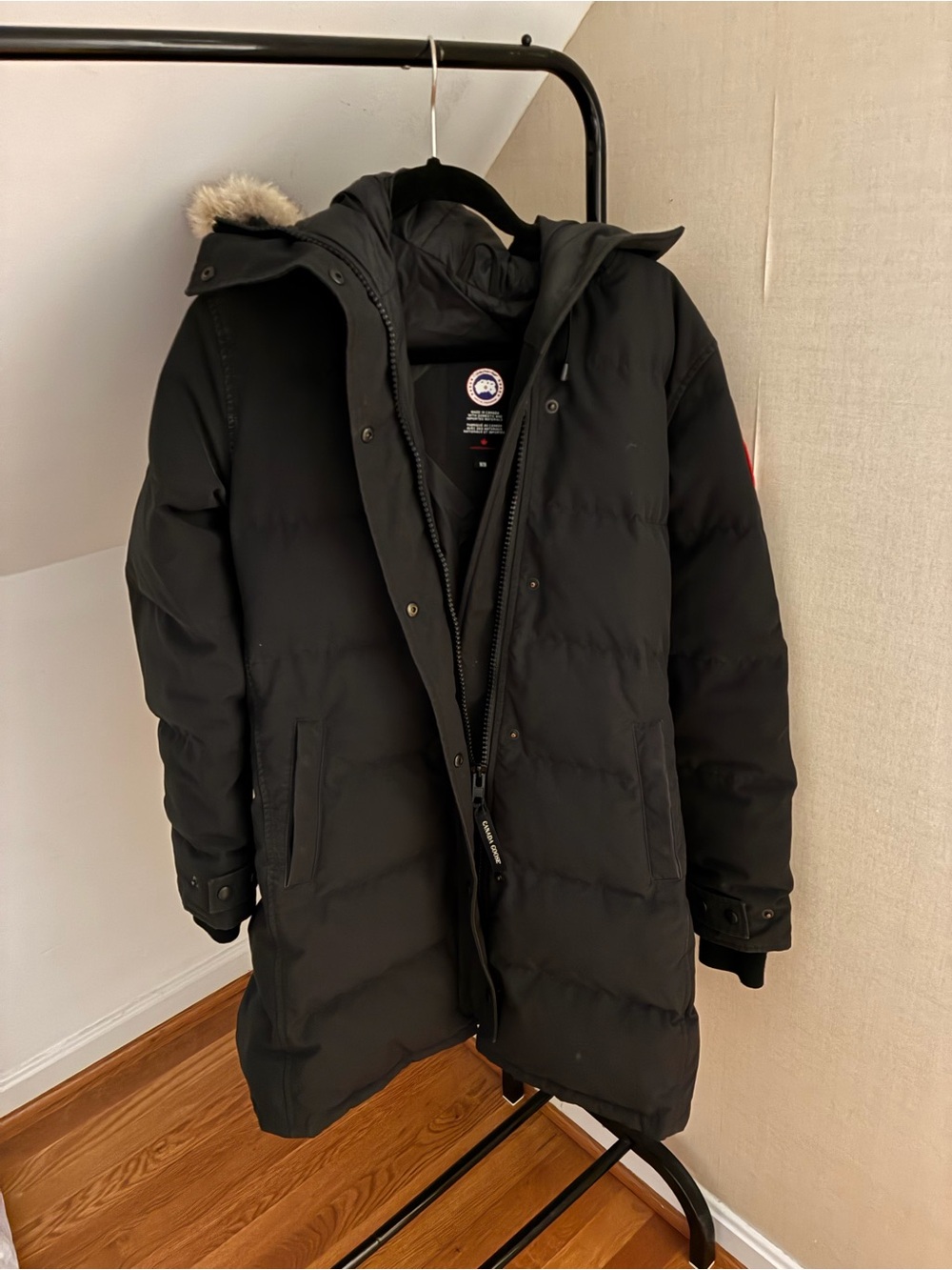 Women’s Canada Goose Shelburne Parka with fur trim - medium - black